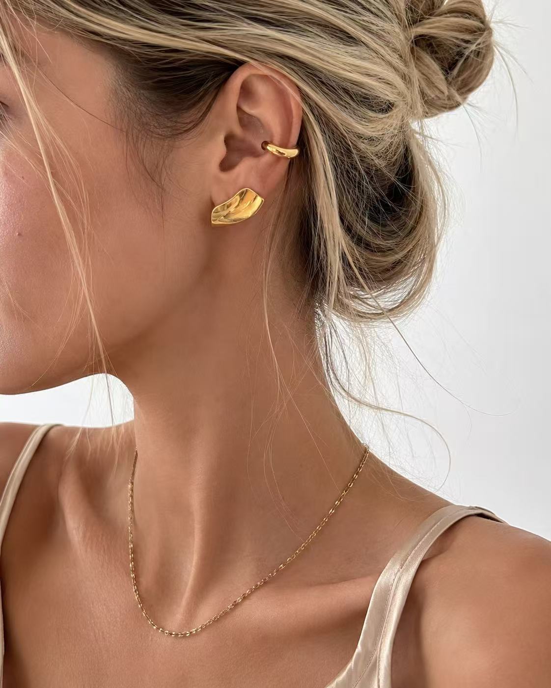 Ear Cuff Cocoon
