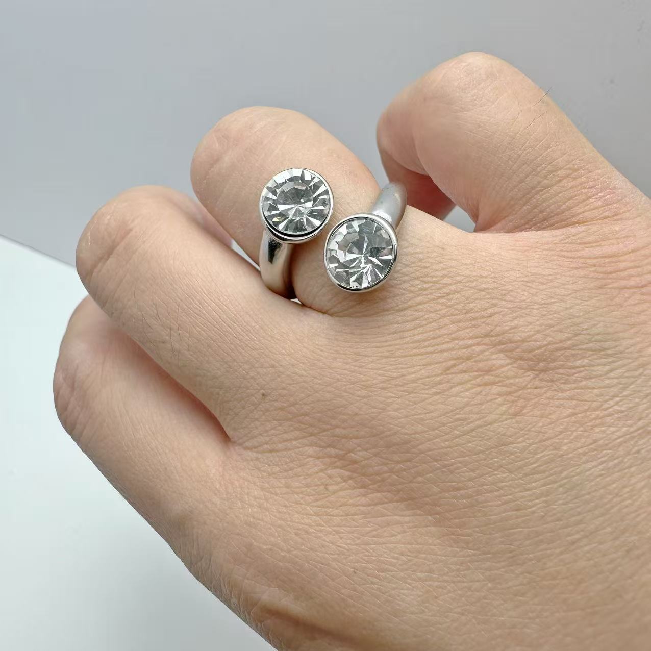 (A163)Anello doppio zirconi regolabili