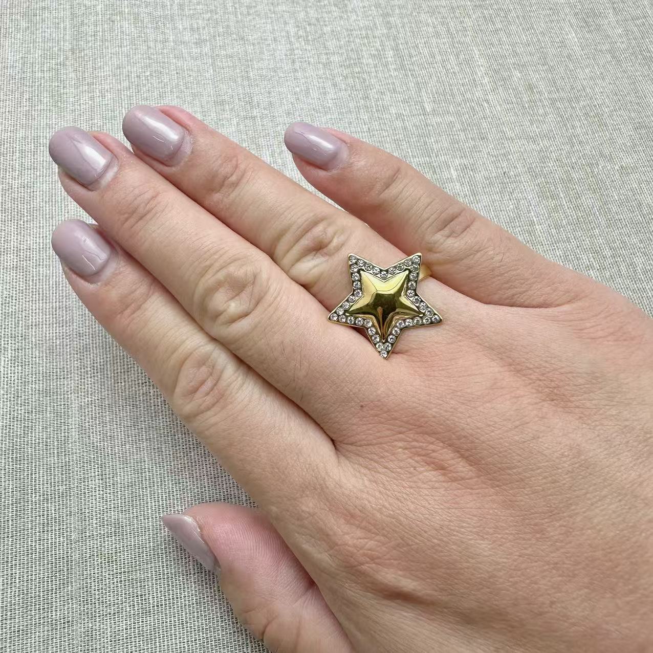 (A170)Anello stella con zirconi