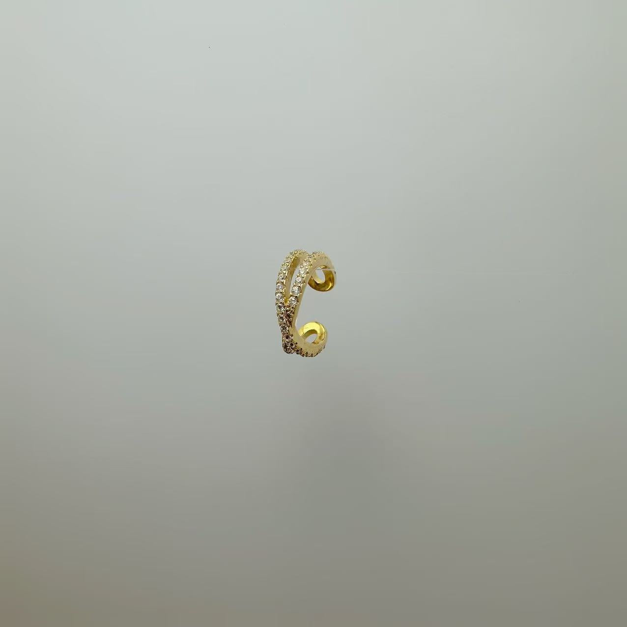 (E049)Ear cuff