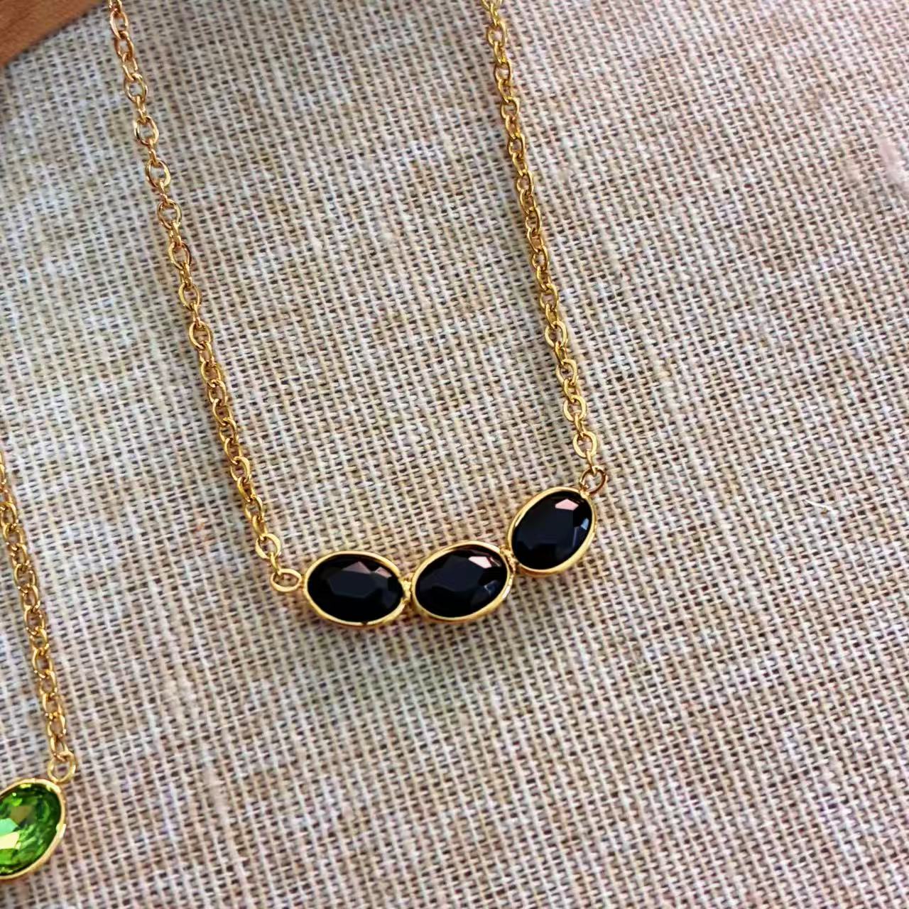 Collana “Trio di Luce”