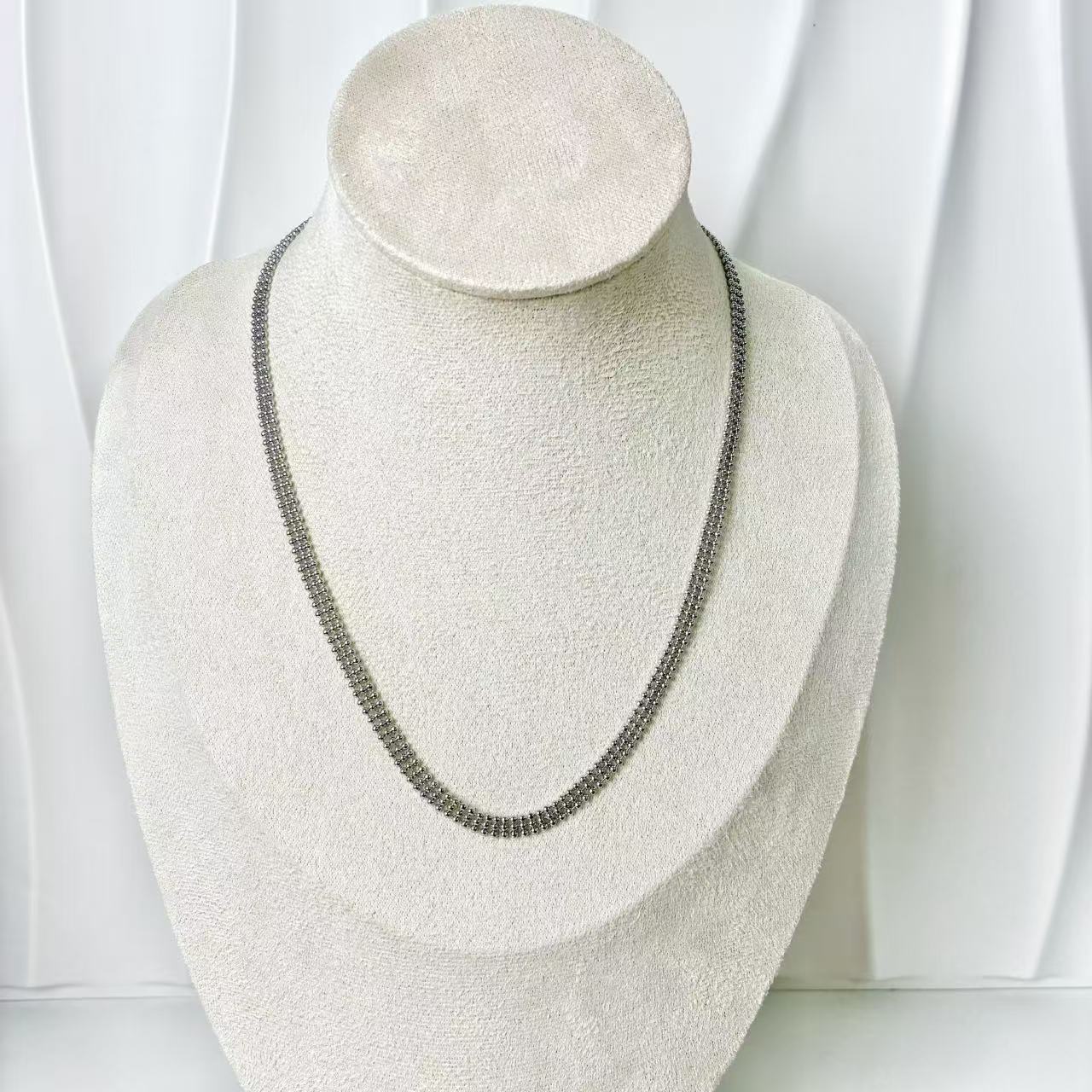 (C217)Collana girocollo 3 fili in acciaio inox