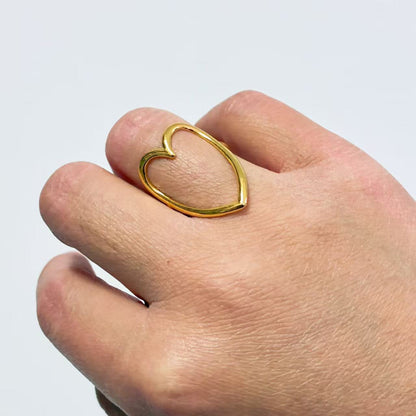 Anello Cuore Contorno Aperto – Stile Leggero e Moderno