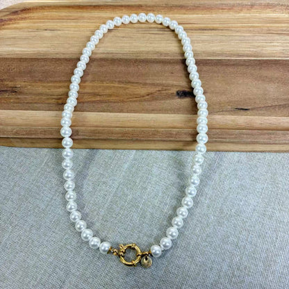 Collana “Perla Moderna”