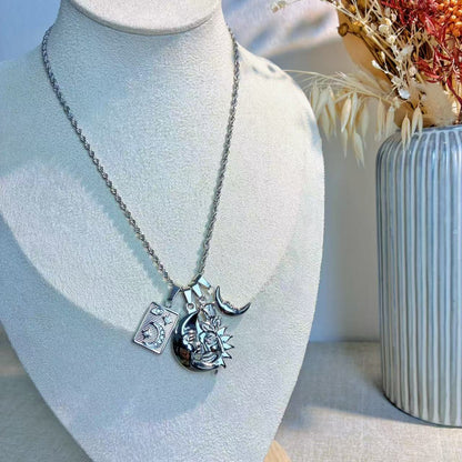 Collana “Sole e Luna” – Simboli di equilibrio