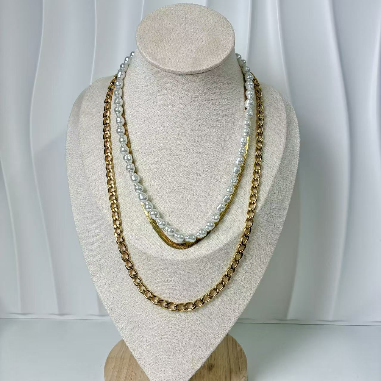 (C238)Collana  3 fili in acciaio inox