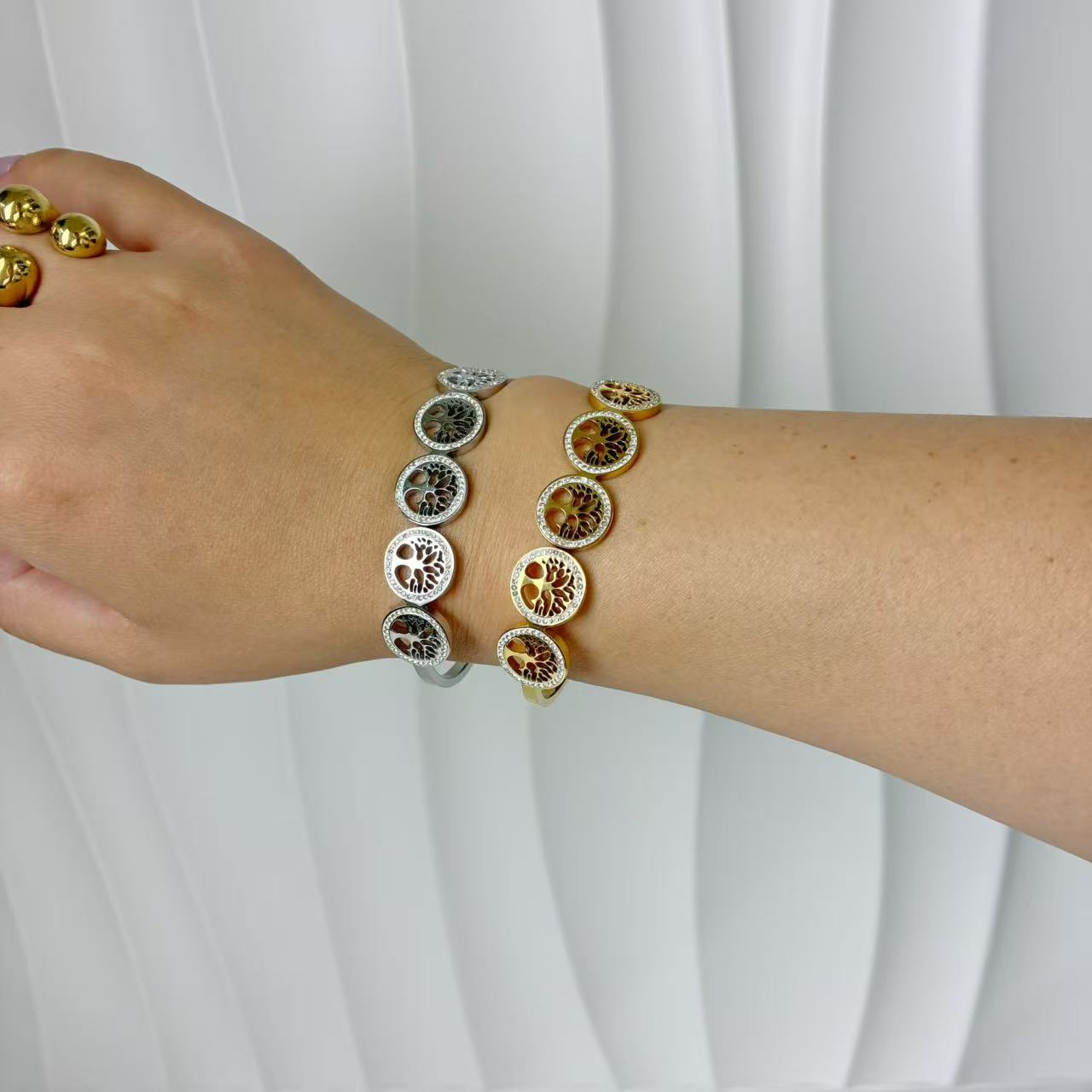 (B145)Bracciale rigido donna con molla albero della vita in acciaio inox